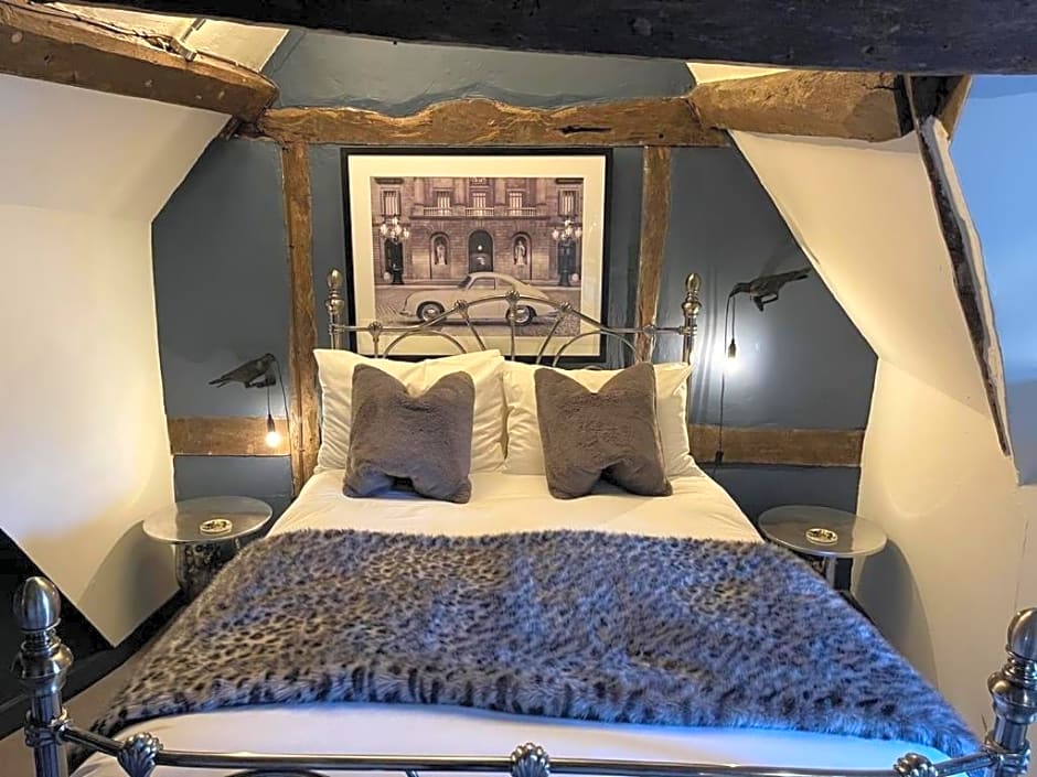 the kingsbury 7even 8ight