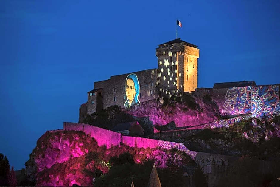 Hôtel Notre Dame de France