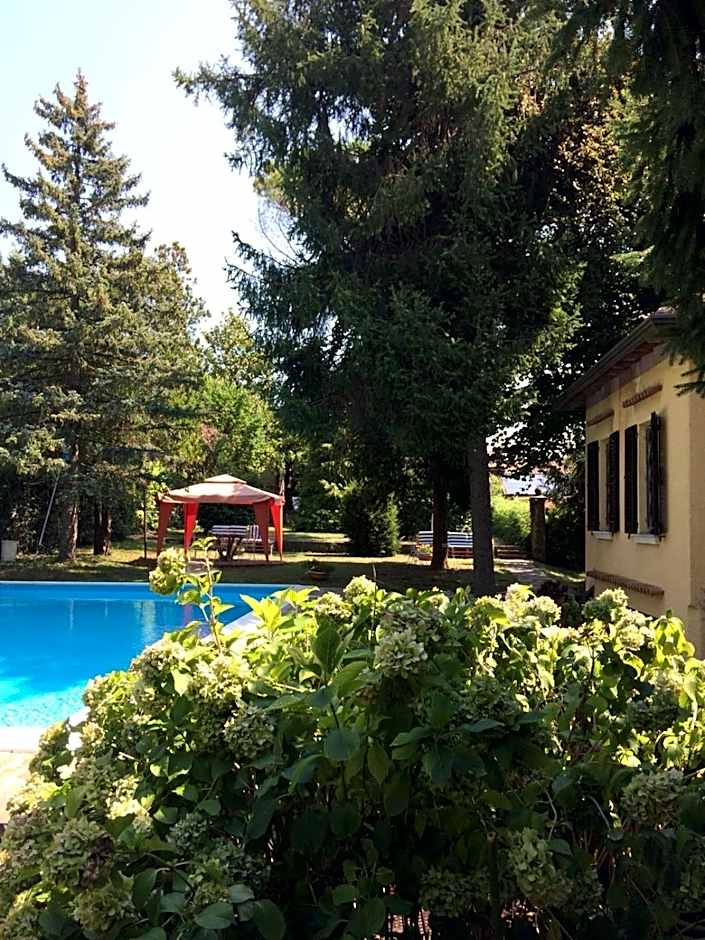 Villa Cesarina, Vallio Terme , Salo’