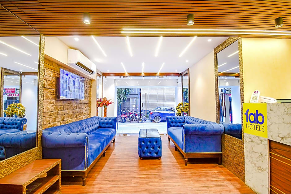 FabHotel Lake View Topsia - China Town