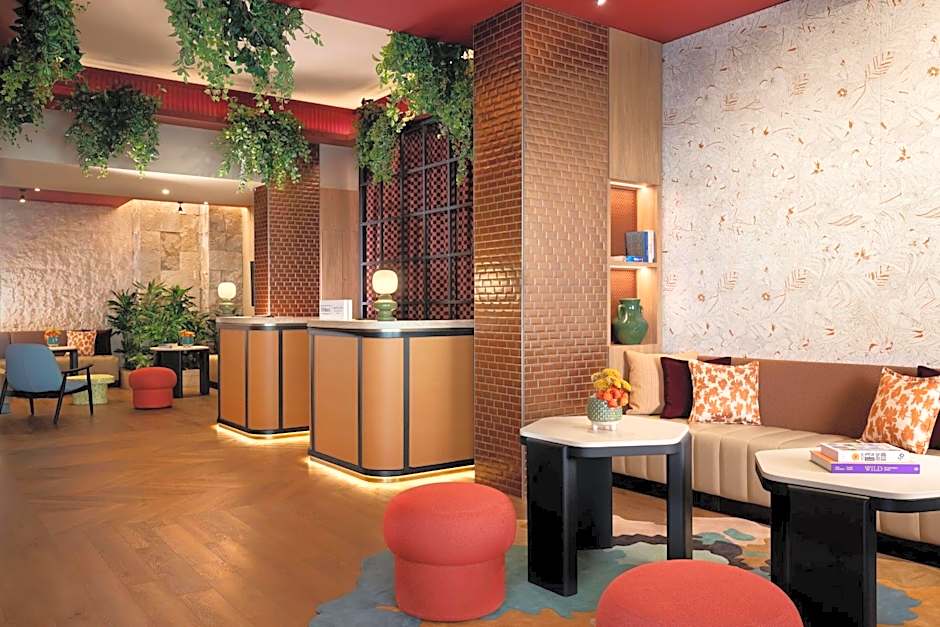 Spring House Hotel Rome Vatican, Tapestry Collection Hilton