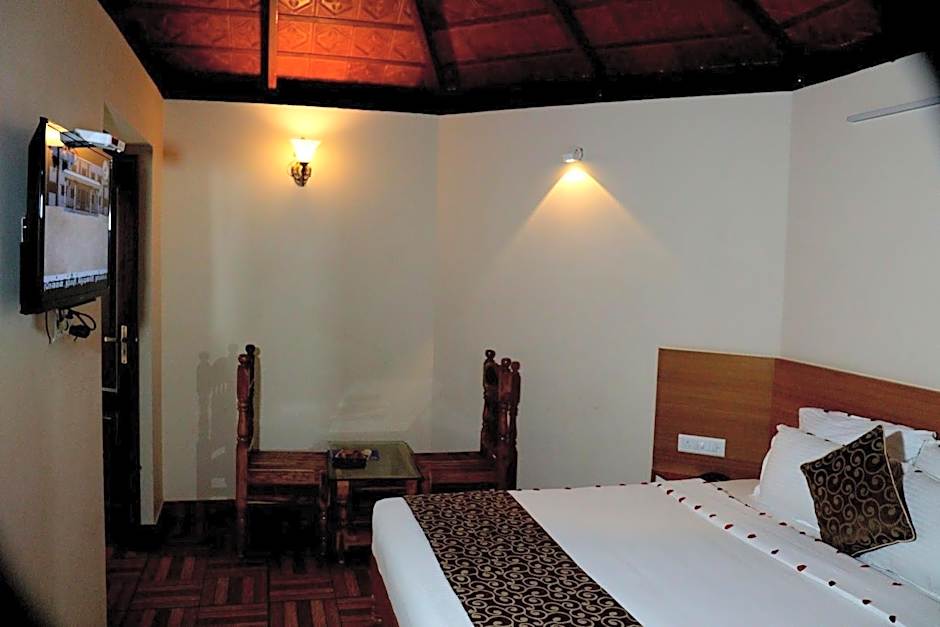 ACK Palacce Inn - Yercaud