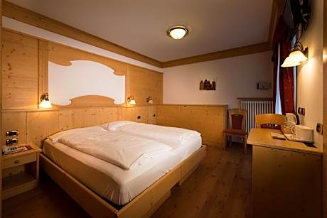 Comfort Double or Twin Room with Extra Bed