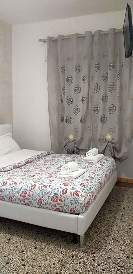 Venice Sanella Rooms