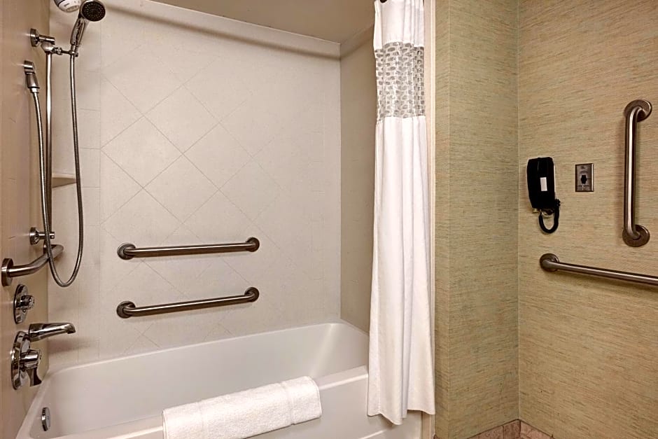 Hampton Inn & Suites Pensacola/Gulf Breeze
