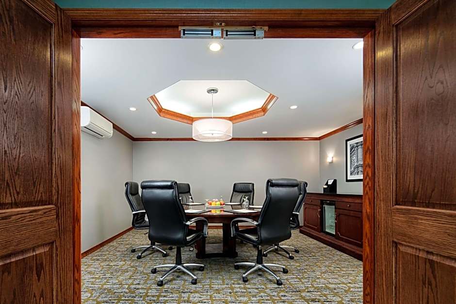 DoubleTree By Hilton Philadelphia Airport