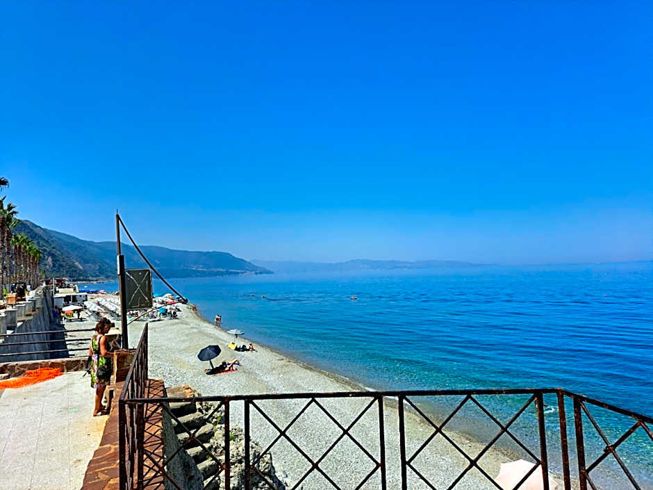 Maresol Residence