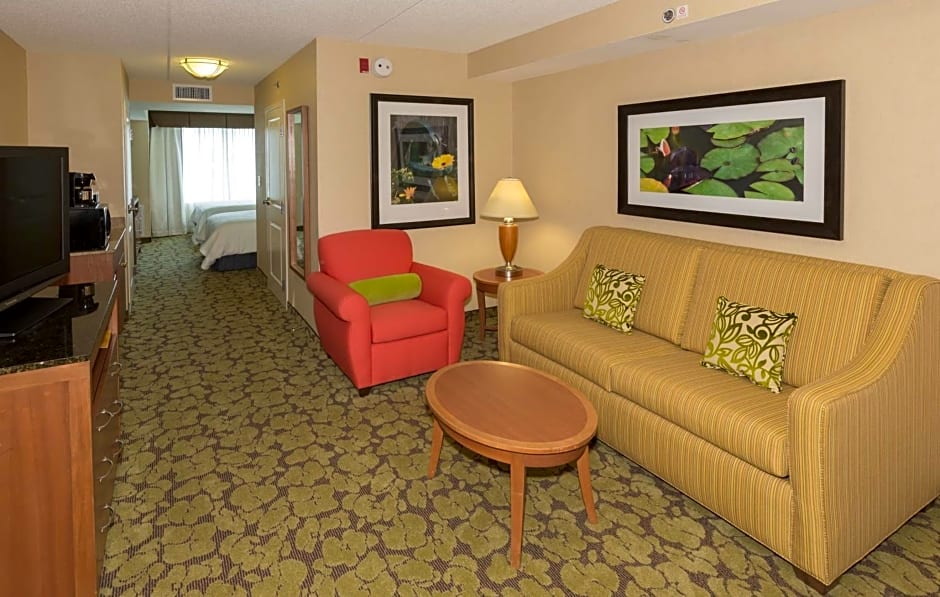 Hilton Garden Inn Buffalo Airport