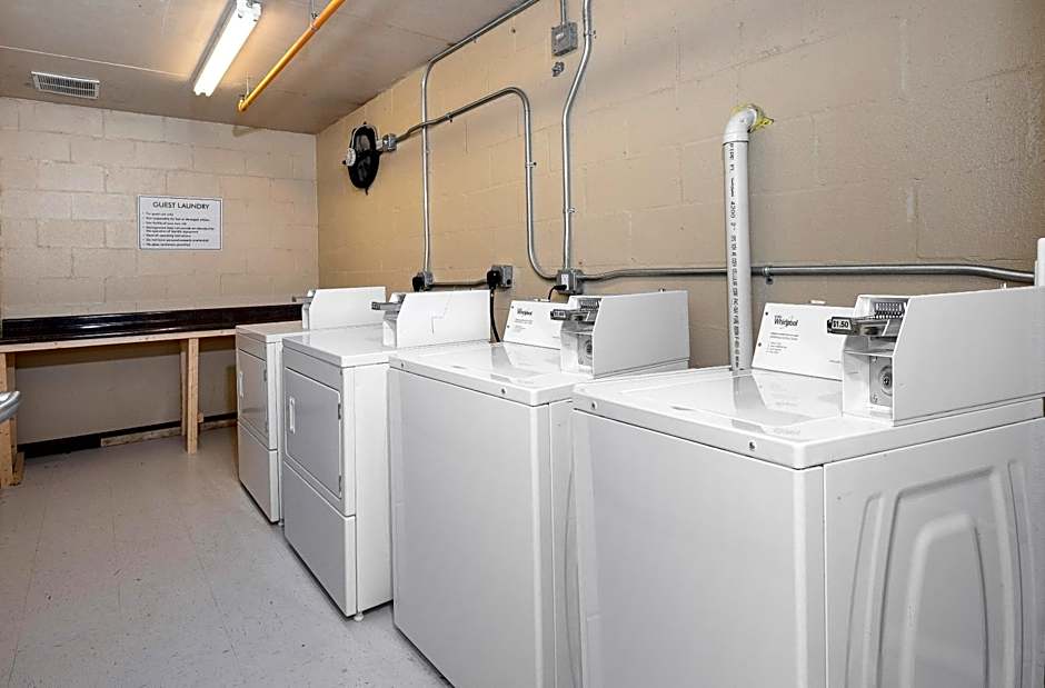 Red Roof PLUS+ Tuscaloosa - University