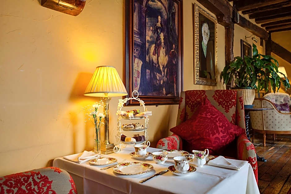 The Saracens Head Hotel