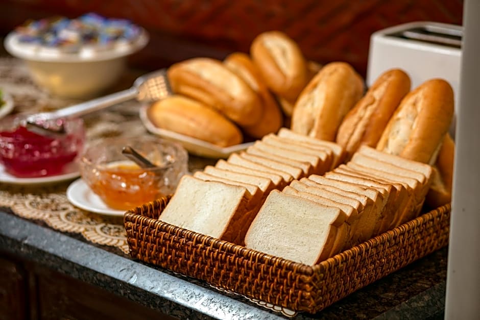 Little Diamond Hotel