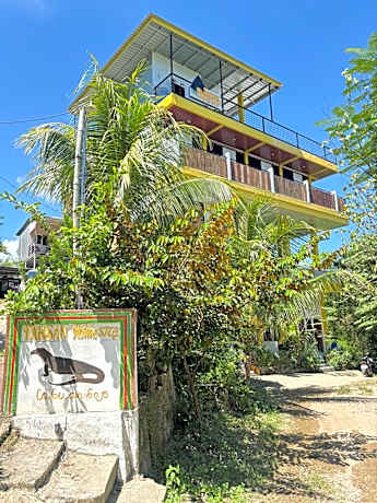 Tarsan Homestay