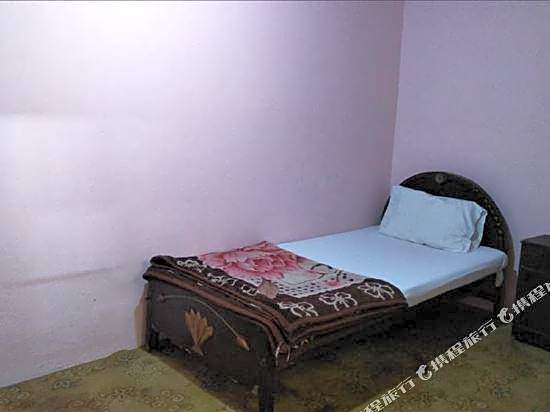 Hotel Islamabad Residency – Islamabad, OH