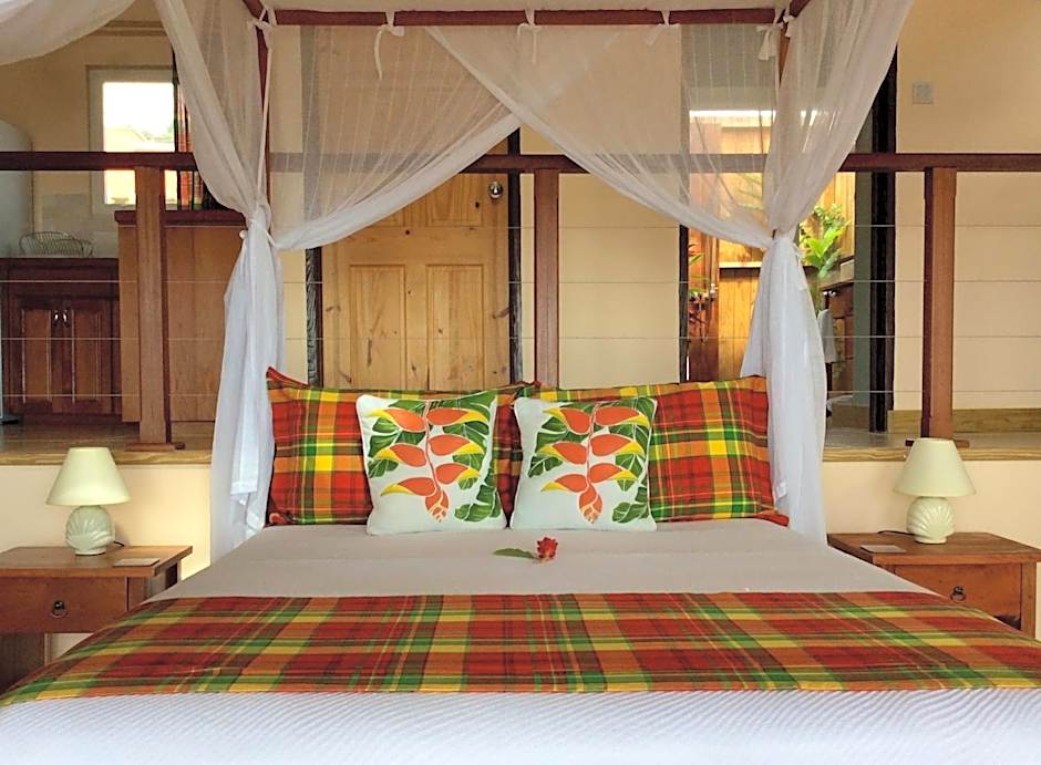 Photo 1 of 7 of Deluxe Suite, Sea View