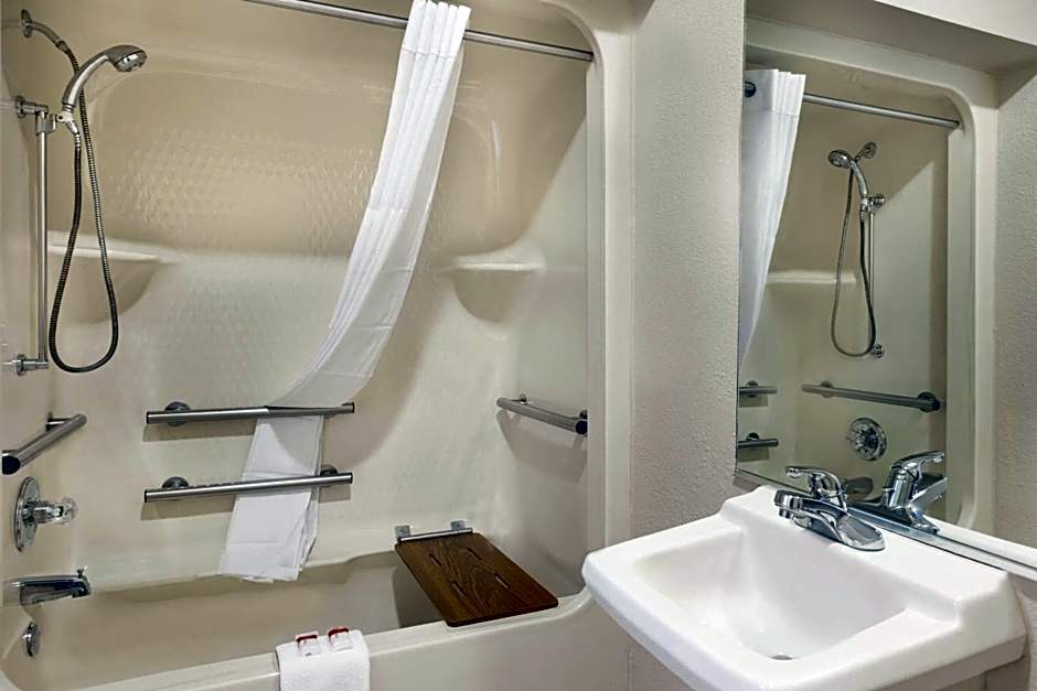 Baymont by Wyndham Winchester