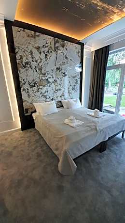 Deluxe Double Room with Terrace