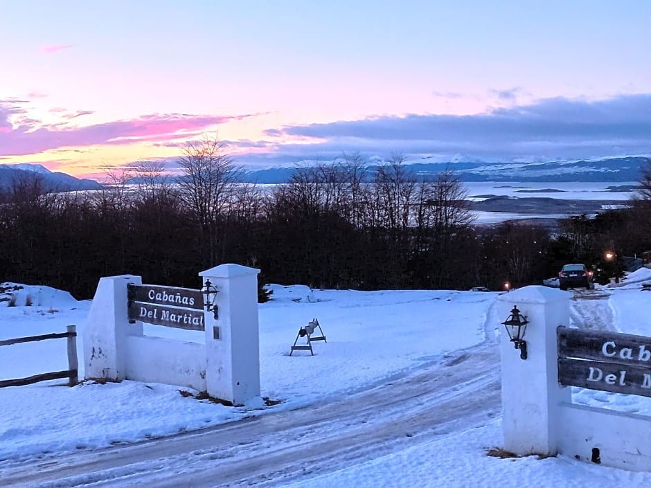 CabaÃ±as Del Martial