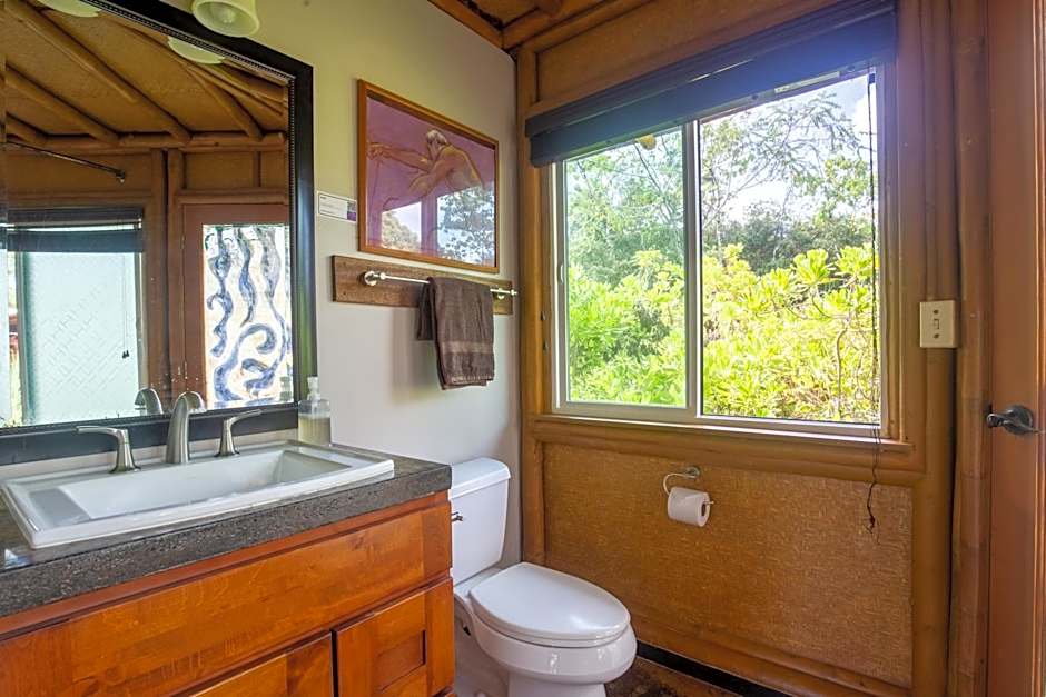 Kalani Oceanside Retreat