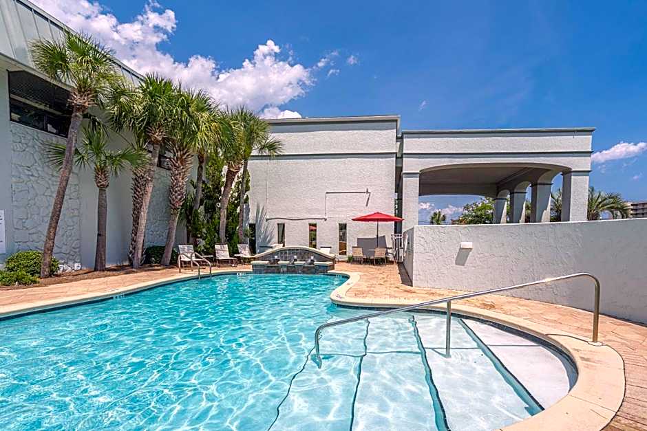 Club Destin Condos