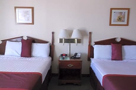 Room with One Queen and One Double Bed - Mobility Access/Non-Smoking