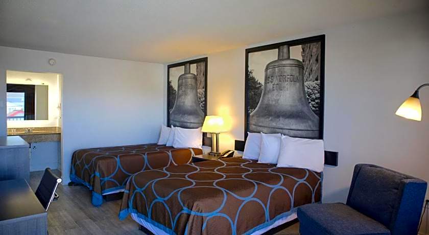 Super 8 by Wyndham Norfolk/Chesapeake Bay
