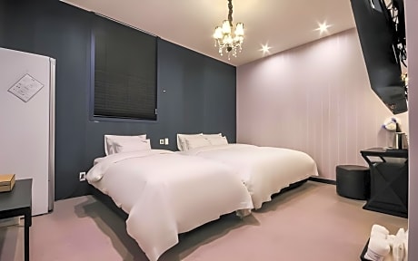 VIP Twin Room