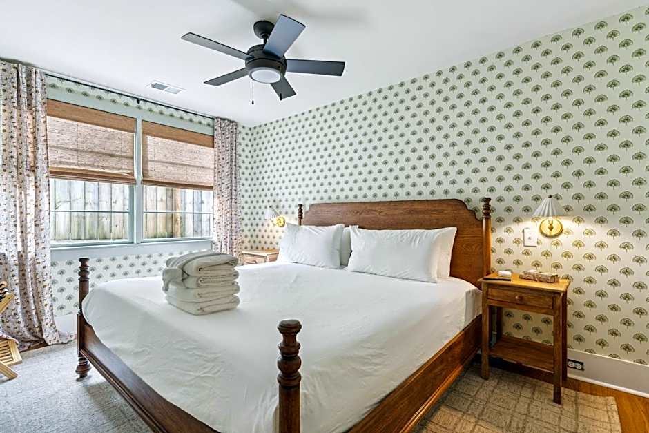 The Starlight Motor Inn