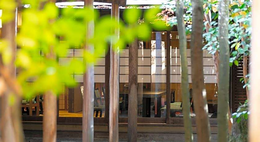 Yufuin Kutsurogi No Yado Nanakawa