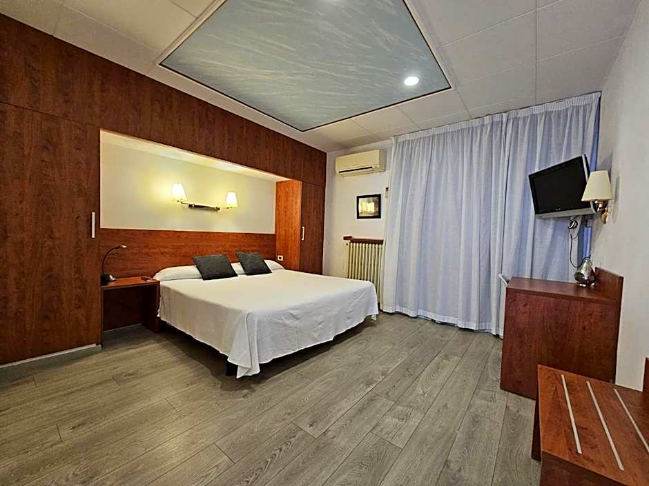 Hospedium Hotel Restaurant Trav