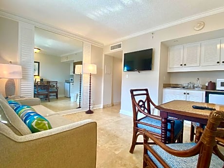 Courtyard Studio Suite 2 Double Beds
