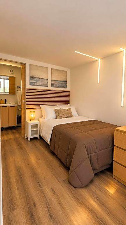 INT Lisbon Suites