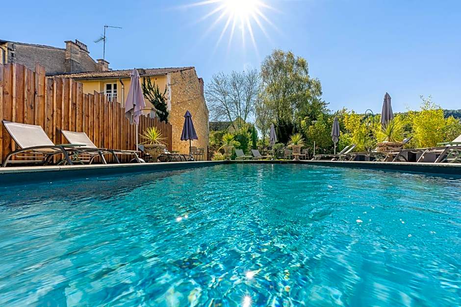 Hostellerie du Passeur - Hôtel & Restaurant - Climatisation et Piscine chauffée