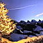 Hotel Santis Lodge