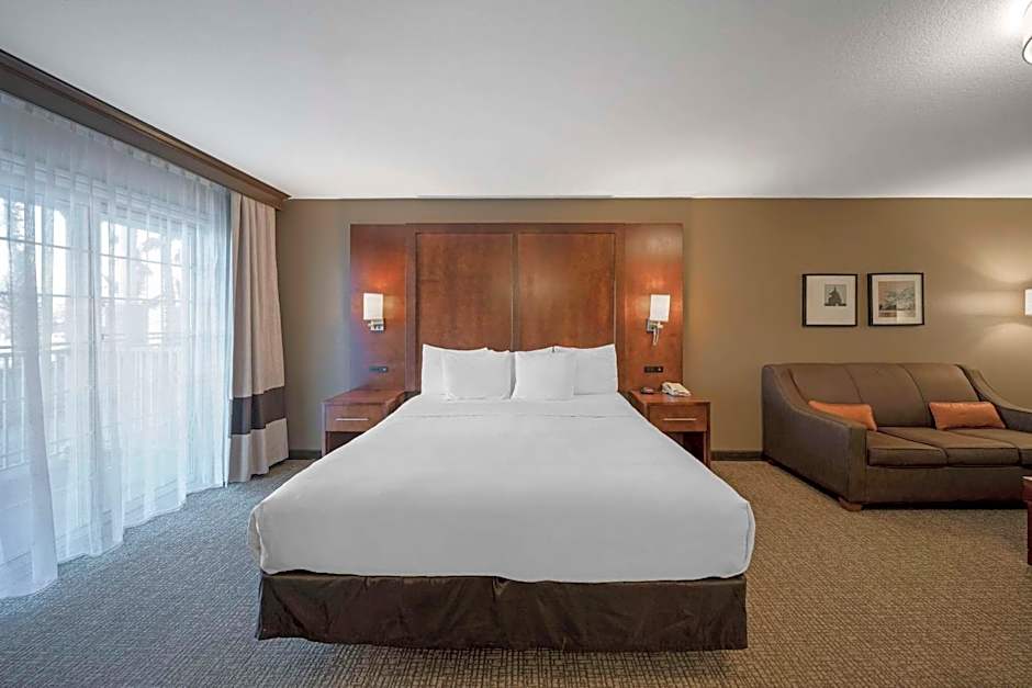 Comfort Suites Red Bluff Near I-5
