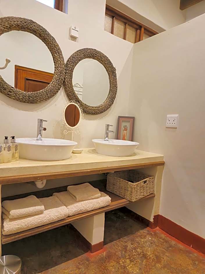 De Leeuwenhof Estate