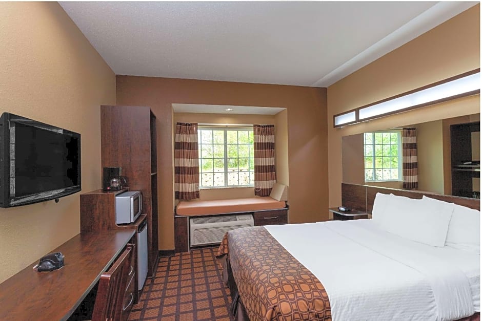 Microtel Inn & Suites by Wyndham Columbia