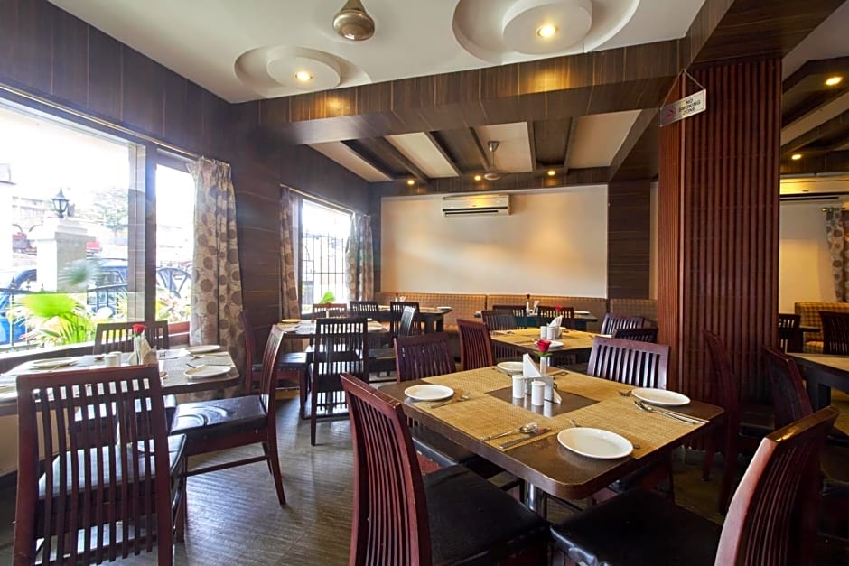 Rajdarbar Hotel & Banquets