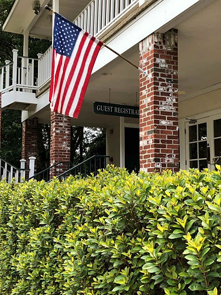 The Lodge at The Bluffs