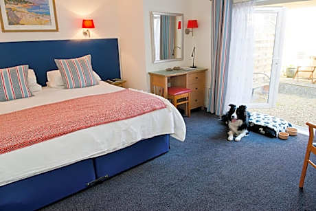 Classic King Room with Terrace
