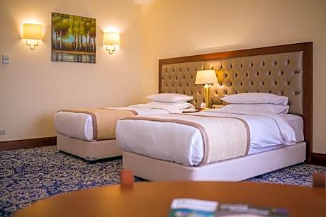 Twin Room with City View - Non-Smoking