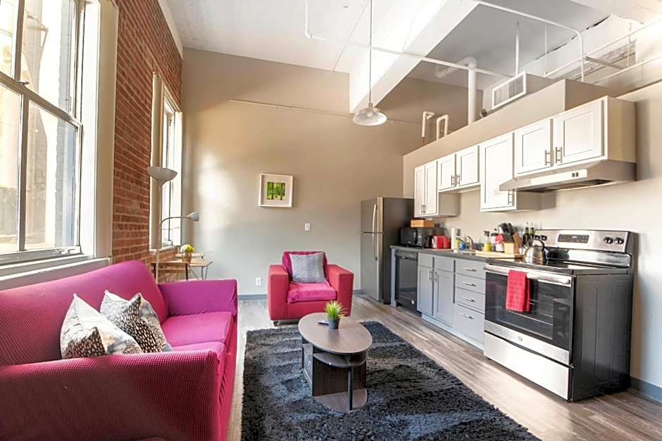 Renu Denver - Relax, Revive, Renew