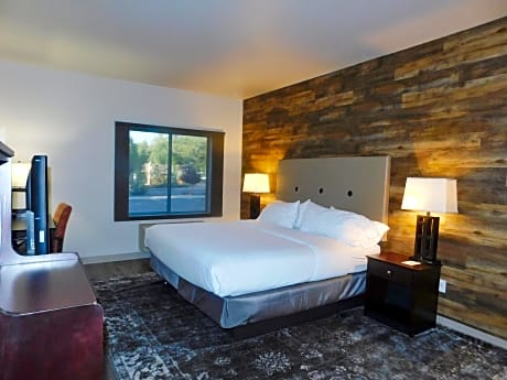 King Room - Non-Smoking