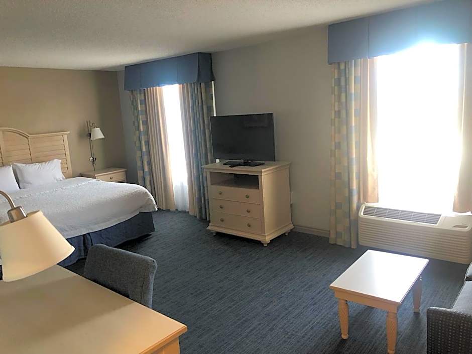 Hampton Inn By Hilton - Suites Cape Cod-West Yarmouth