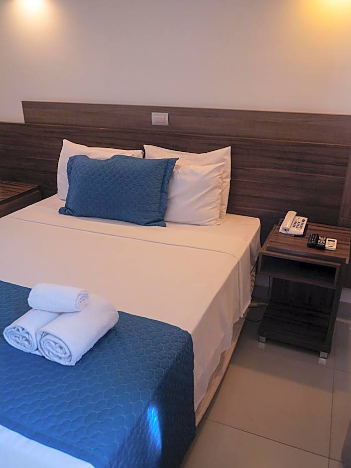 Ipe Center Hotel