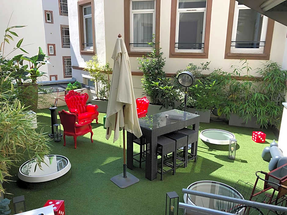 Hotel Arok