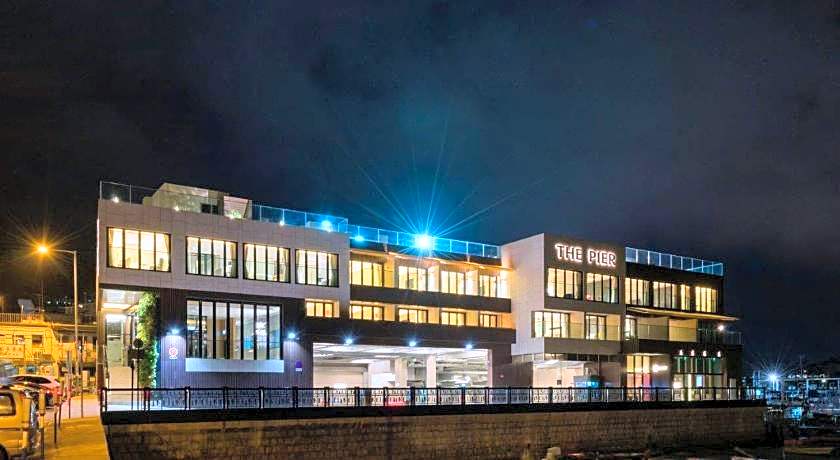 The Pier Hotel