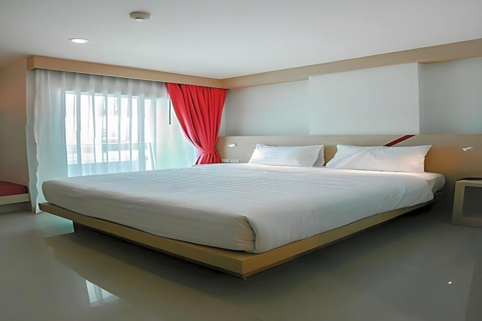 Sunseasand Hotel (Patong)