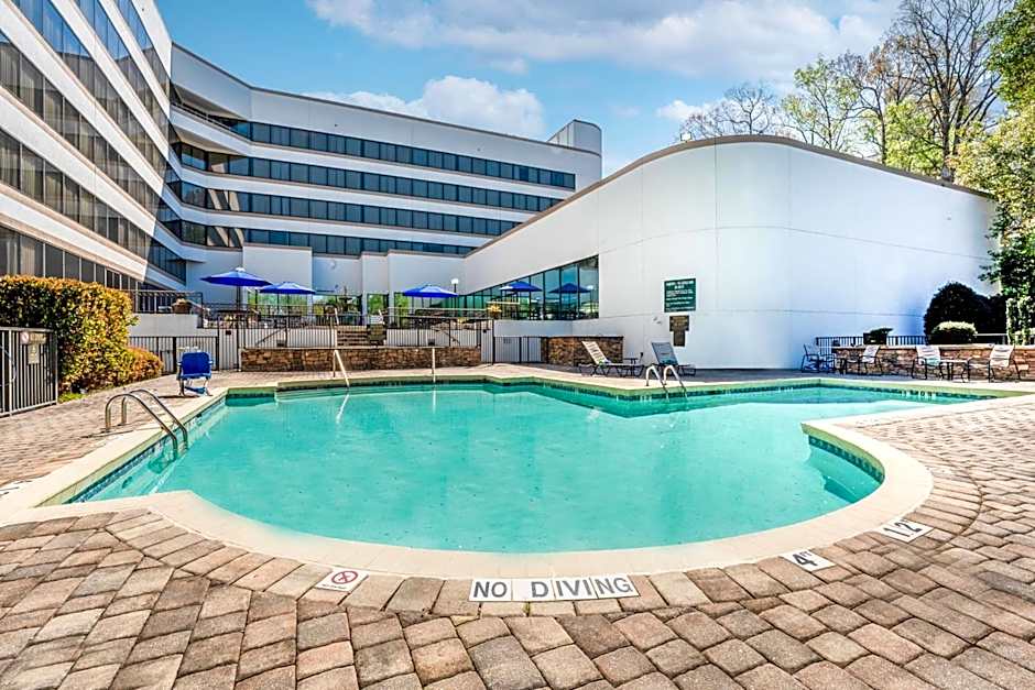 Photo 1 of 40 of DoubleTree by Hilton South Charlotte Tyvola