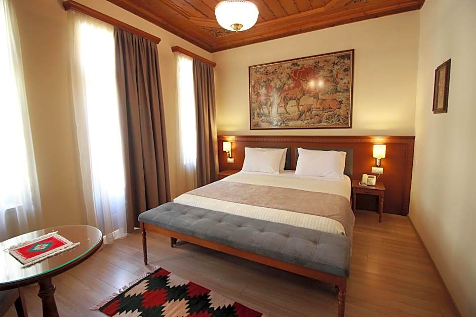 Photo 1 of 5 of Deluxe 1 King Bed Suite
