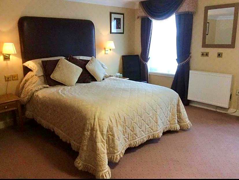 The Golden Lion Hotel